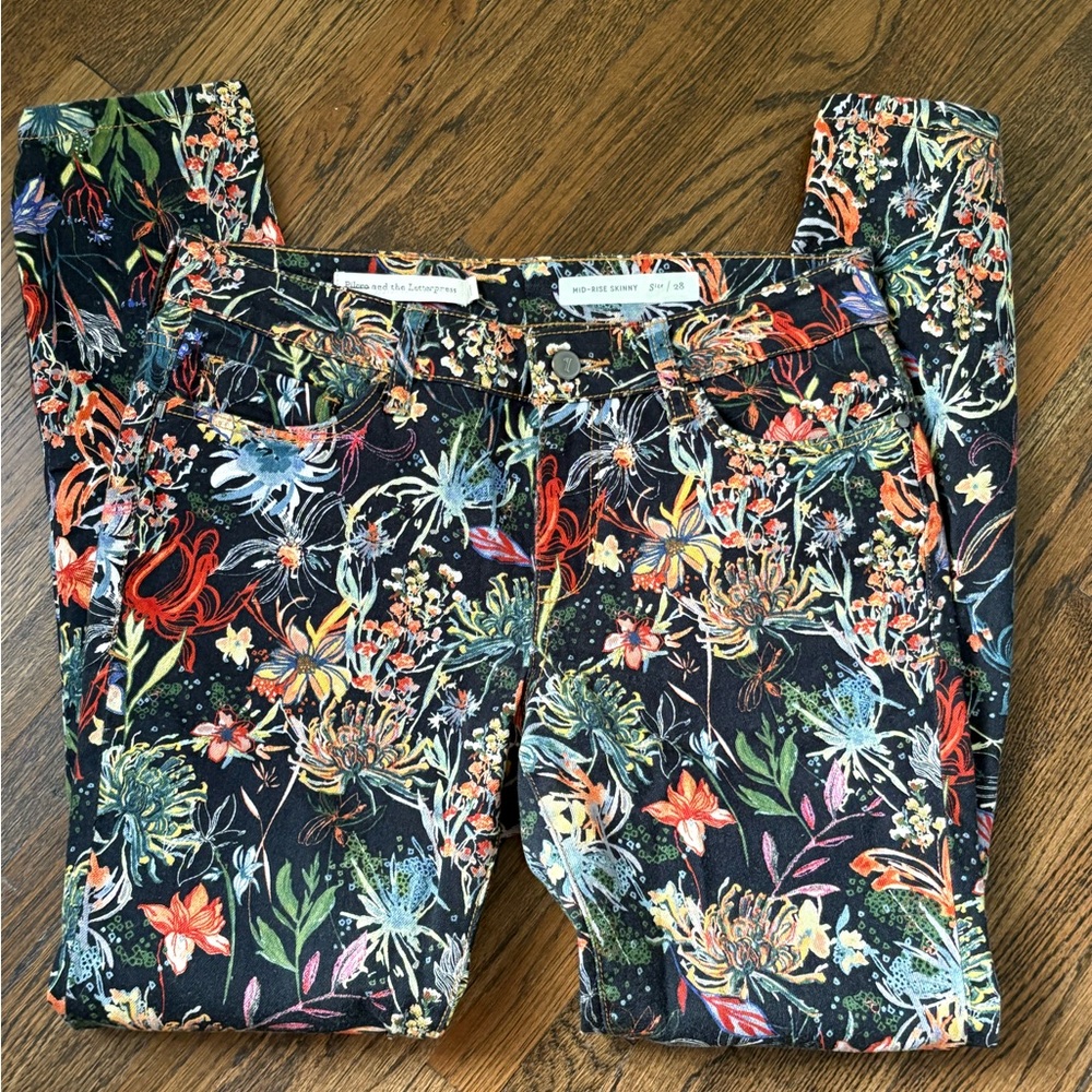 Anthropologie Pilcro and the Letterpress black floral denim, size 25
